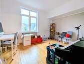 Kinder- oder Arbeitszimmer - 