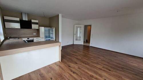 Wohnen - 3 Zimmer Etagenwohnung zur Miete in Bad Abbach