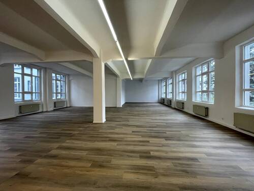 Büro - 5 Zimmer Büro zur Miete in Krefeld