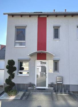 Gebäudeansicht (Archivbild) - 4 Zimmer Reihenmittelhaus in Worms / Horchheim