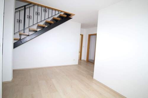 IMG_5995.JPG - Etagenwohnung mit 113,00 m&sup2; in St. Egidien zur Miete