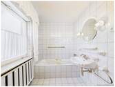 Badezimmer im 1. OG - 