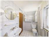 Badezimmer im 1. OG - 
