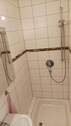 Bad mit Dusche - 