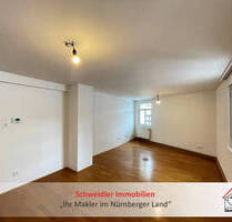 Schnuckelige Pärchenwohnung! Gemütliche 3-Zimmer-Wohnung in Lauf am Marktplatz zur Miete (1. OG) - Lauf an der Pegnitz