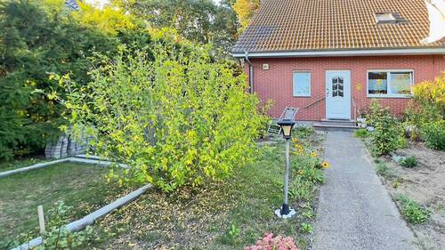 BILD1 - Einfamilienhaus auf sonnigem Grundstück in schöner ruhiger Lage von Nassenheide bei Oranienburg