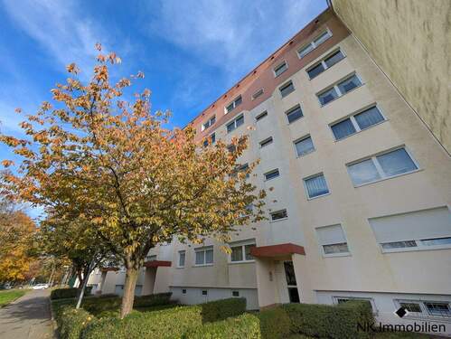 Wohngebäude - 3 Zimmer Etagenwohnung zur Miete in Chemnitz
