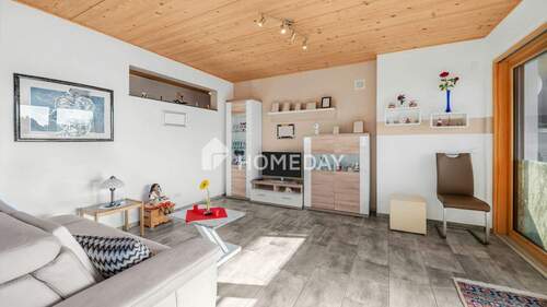 Wohnzimmer 2 - Etagenwohnung mit 98,00 m² in Aspach zum Kaufen