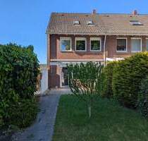 Familienfreundliches Reihenendhaus mit Garage in Bremen-Schönebeck