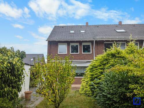 Außenansicht - 5 Zimmer Reihenendhaus in Bremen