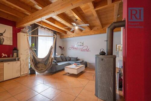 Wohnzimmer, EG - Einfamilienhaus mit 139,00 m² in Aub zum Kaufen