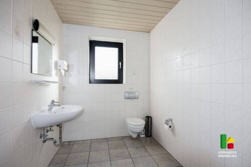 Sanitär - 1. OG - 