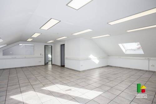 Großraum Büro 10 - DG - 