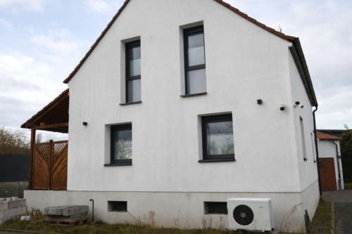 Haus Vorderansicht - 