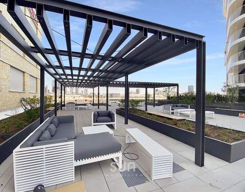 SKY GARDEN - 