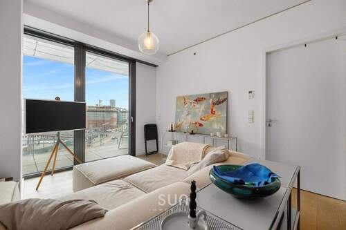 WOHNZIMMER - 2 Zimmer Etagenwohnung zur Miete in Frankfurt am Main