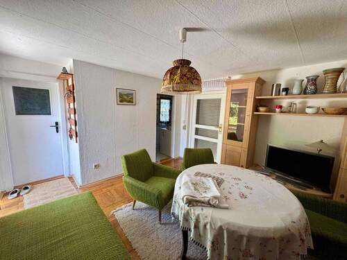 Wohnzimmer - 3 Zimmer Bungalow in Großkmehlen