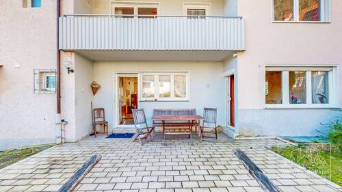 Garten mit Terrasse - 