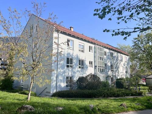 Bild 2 - 2 Zimmer Etagenwohnung zum Kaufen in Bad Reichenhall