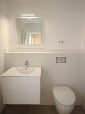 Modernisiertes Badezimmer - 