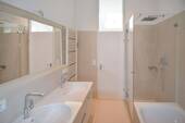 Master-Wohnung-Bad - 