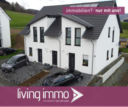 Frontansicht - Willkommen im neuen Zuhause - Familienidylle in Bad Laasphe