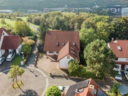 Außenansicht - 7 Zimmer Einfamilienhaus zum Kaufen in Würzburg