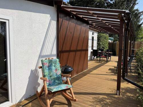 Terrasssentür Schlafzimmer - Bungalow mit 79,00 m² in Timmendorfer Strand zum Kaufen