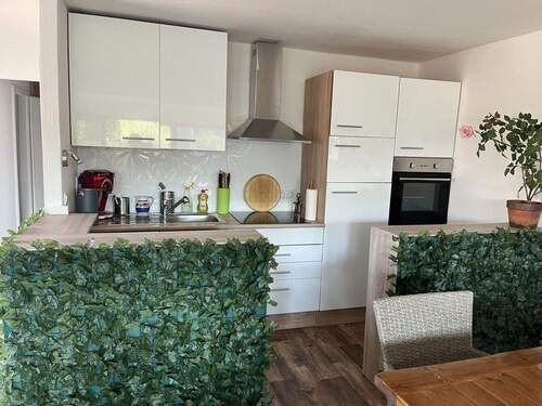 Einbauküche mit Theke - 