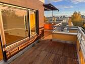 Dachterrasse - Modernisierte Penthouse-Wohnung in Waiblingen mit Traumblick, Tiefgarage und Tolle-Lage