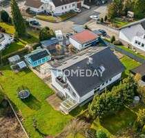 Großzügiges EFH mit zwei Wohneinheiten, Spa-Bereich und Außenpool auf traumhaftem Grundstück - Illertissen Tiefenbach