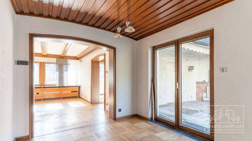 EG - Esszimmer mit Übergang auf Terrasse - 