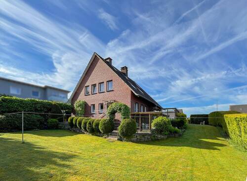 Gartenansicht - 8 Zimmer Mehrfamilienhaus, Wohnhaus in Ibbenbüren