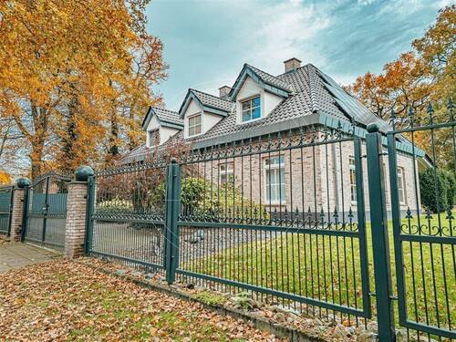 Sicherheit wird großgeschrieben - 8 Zimmer Einfamilienhaus in Meppen