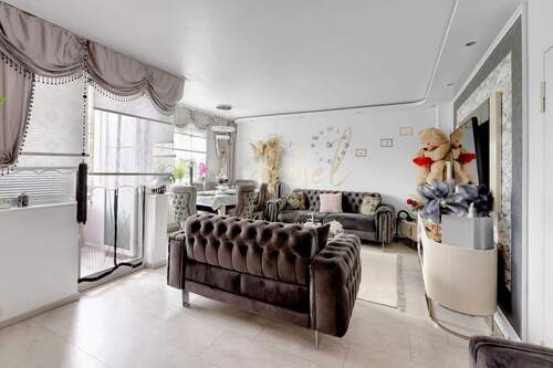 Bild 2 - 2 Zimmer Etagenwohnung zum Kaufen in Berlin