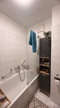 Badezimmer - 2 Zimmer Etagenwohnung in Dresden