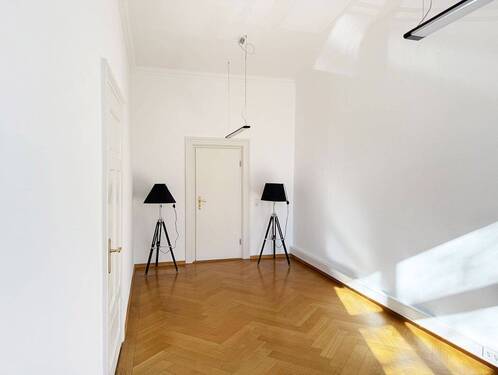 Büro 02 - 