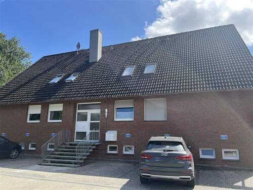 Stellplatz vor de Haus - Etagenwohnung in Cadenberge zum Kaufen