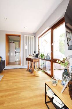 E1-Terassenzugang - 1 Zimmer Mehrfamilienhaus, Wohnhaus zum Kaufen in Wiltingen