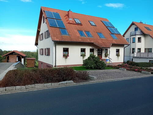 Straßenansicht - 1 Zimmer Mehrfamilienhaus, Wohnhaus zum Kaufen in Zittau OT Eichgraben