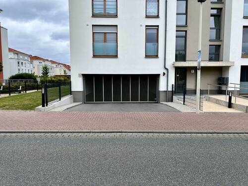 Sicherheitstor - Garage, Stellplatz in Dietzenbach zum Kaufen