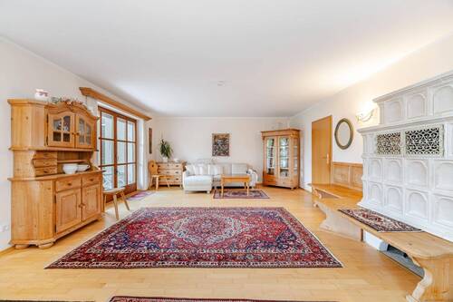 Wohnbereich - Ihr neues Zuhause in Trudering - großzügige Doppelhaushälfte mit Garten und viel Platz!
