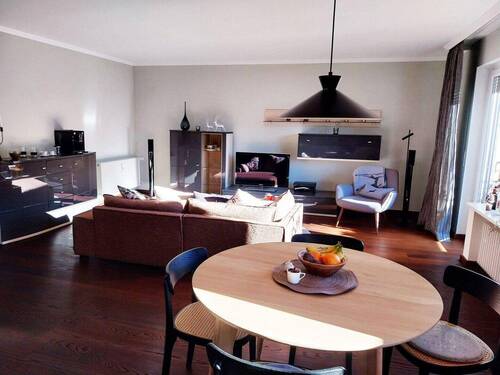Wohnzimmer - Etagenwohnung mit 69,00 m&sup2; in Weissach/Rottach Egern zur Miete