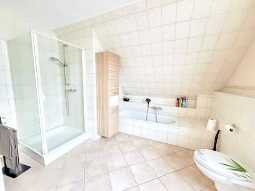 Bad Dachgeschoss 7,39 m² - 