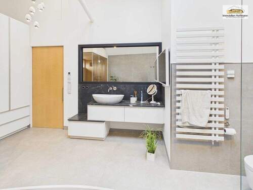 Badezimmer OG - Mehrfamilienhaus, Wohnhaus mit 265,00 m&sup2; in Alzenau zum Kaufen