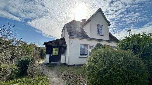 Vorderansicht - 6 Zimmer Einfamilienhaus zum Kaufen in Sanitz