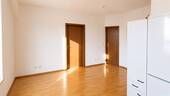 Bild 1 - Charmante 1,5-Zimmer-Altbauwohnung mit Parkett & Einbauküche