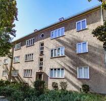 Bezugsfreie, charmante 4 Zimmerwohnung mit Loggia im denkmalgeschützten Objekt - Berlin Siemensstadt