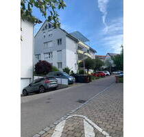 4-Zimmer Wohnung mit großer Terrasse, 2 Stellplätzen und familienfreundlicher Lage in Wernau