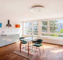 Lichtdurchflutete Wohnung inkl. TG-Stellplatz in ruhiger Lage direkt am Berliner Tiergarten Lichtdurchflutete Wohnung inkl. TG-Stellplatz in ruhiger Lage direkt am Berliner Tiergarten